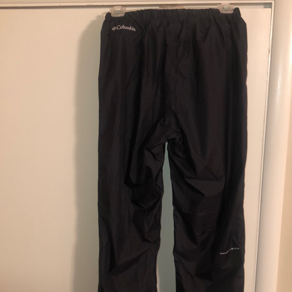 Columbia Omni Tech pants LIKE NEW